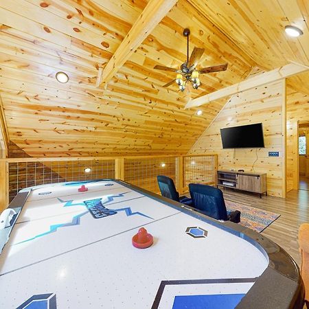 Villa Knotty Escape à Gatlinburg Extérieur photo