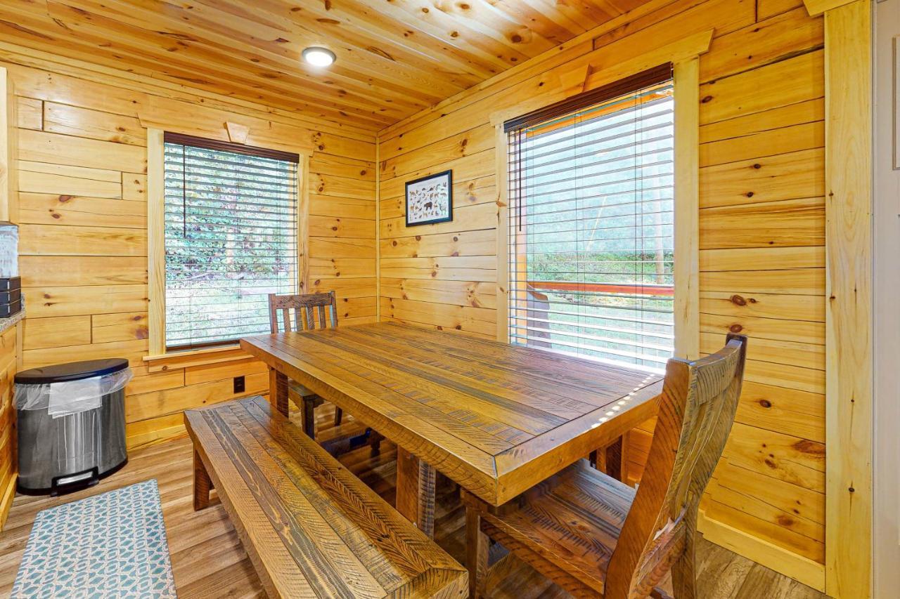 Villa Knotty Escape à Gatlinburg Extérieur photo