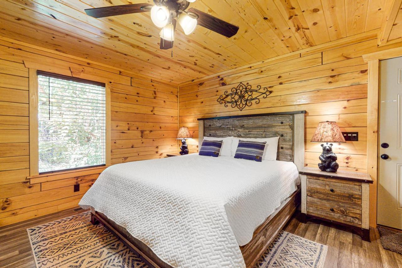 Villa Knotty Escape à Gatlinburg Extérieur photo