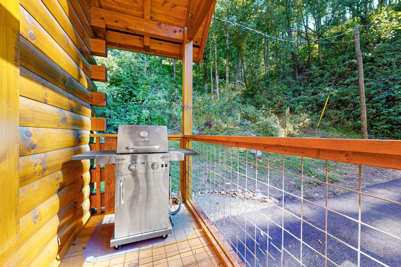 Villa Knotty Escape à Gatlinburg Extérieur photo